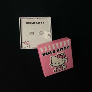Hello Kitty Earrings (Sterling Silver)